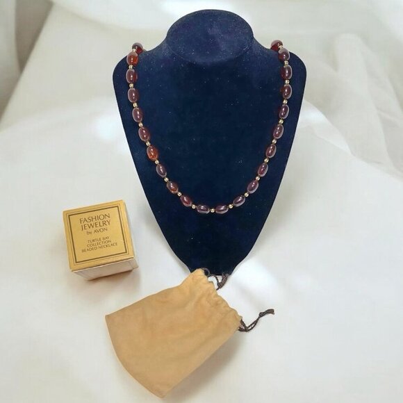 Vintage AVON Turtle Bay Collection Beaded Tortoise Look Necklace In Original Box - Picture 3 of 8